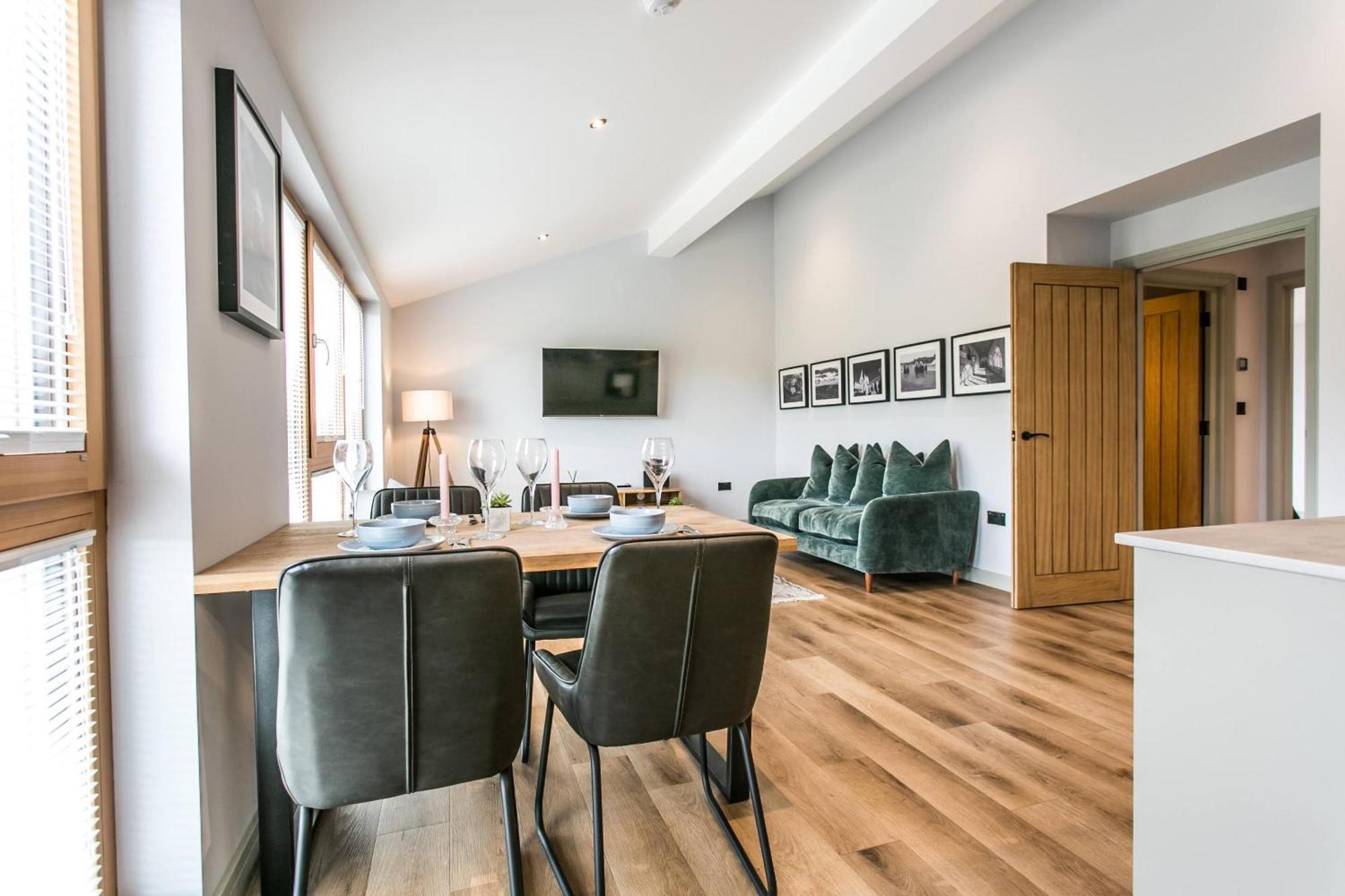 The Grain Store - Birdham Apartment *