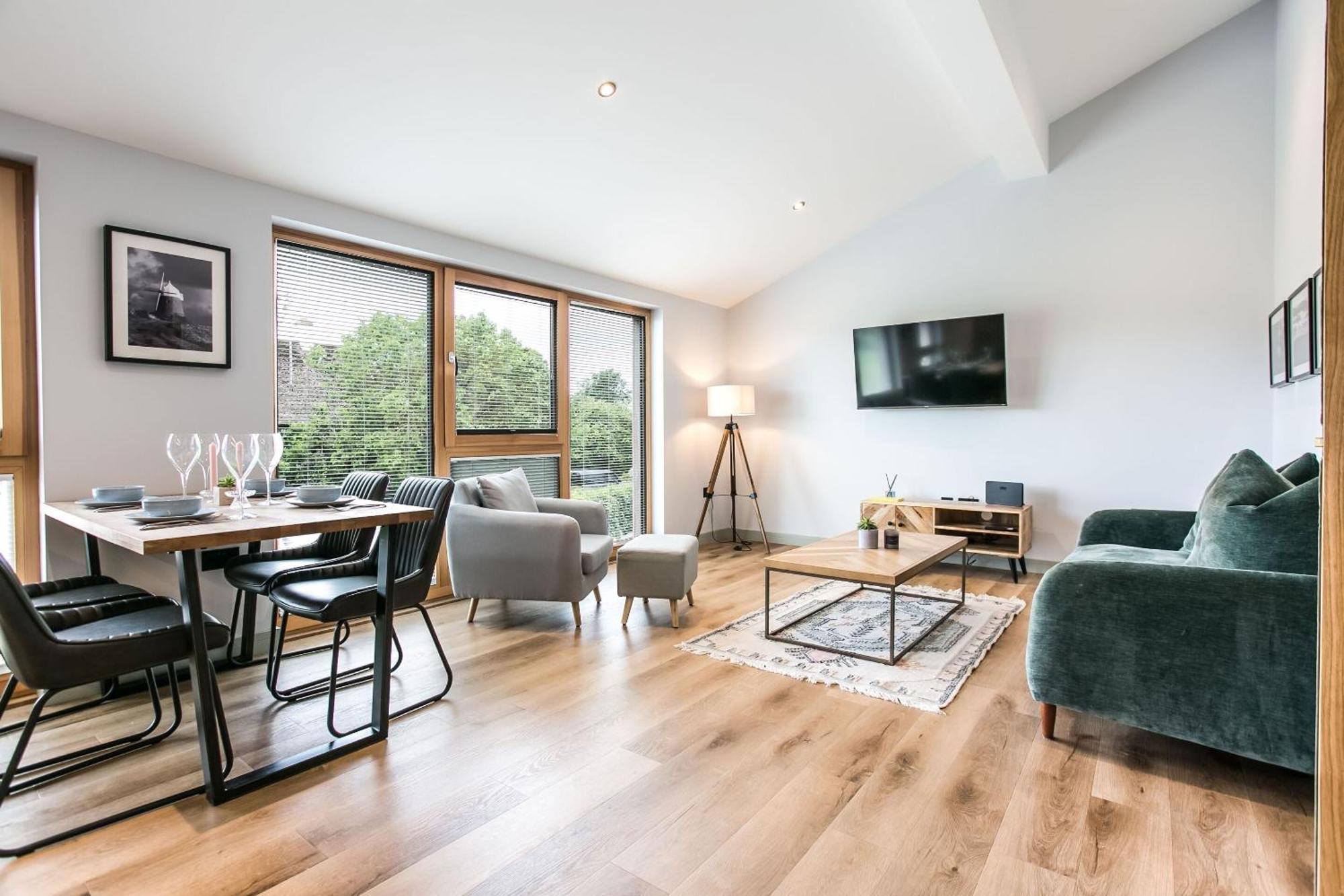 The Grain Store - Birdham Apartment *